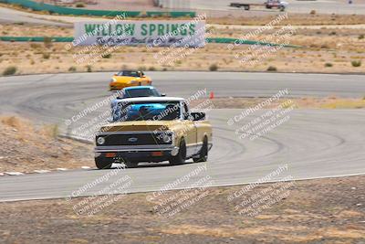 media/Oct-25-2025-West Coast Racing (Sat) [[9fdcbcd09c]]/Novice group/Turn 3/